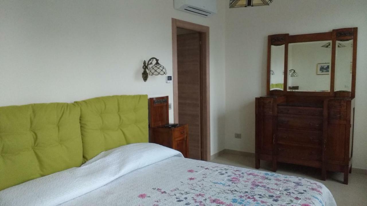 Agriturismo Cascina Poscallone Abbiategrasso Buitenkant foto