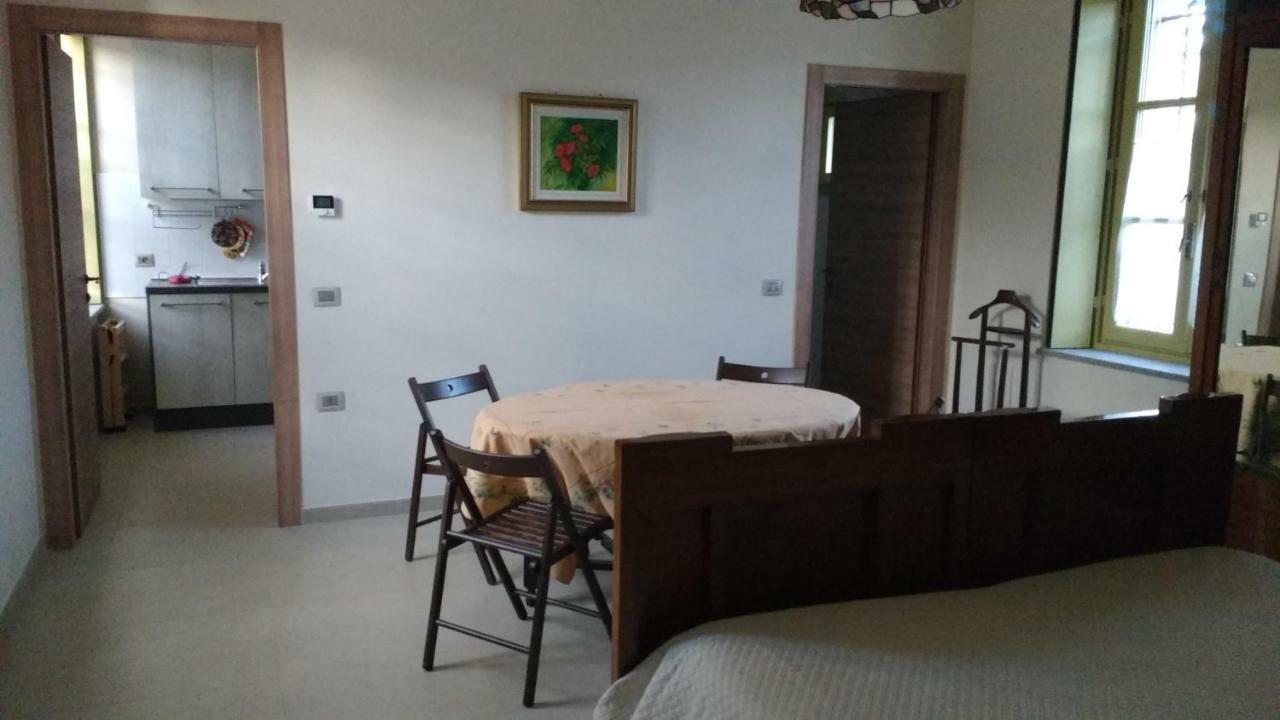 Agriturismo Cascina Poscallone Abbiategrasso Buitenkant foto