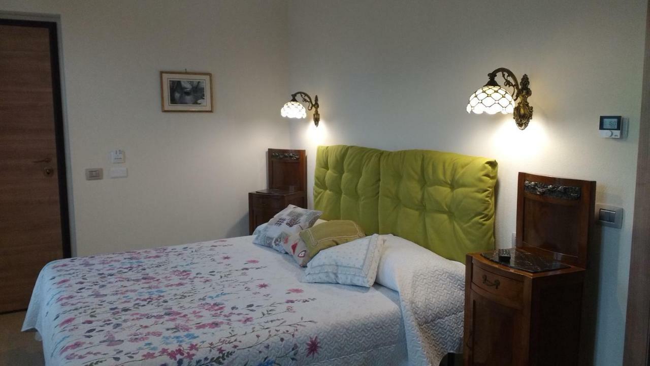 Agriturismo Cascina Poscallone Abbiategrasso Buitenkant foto